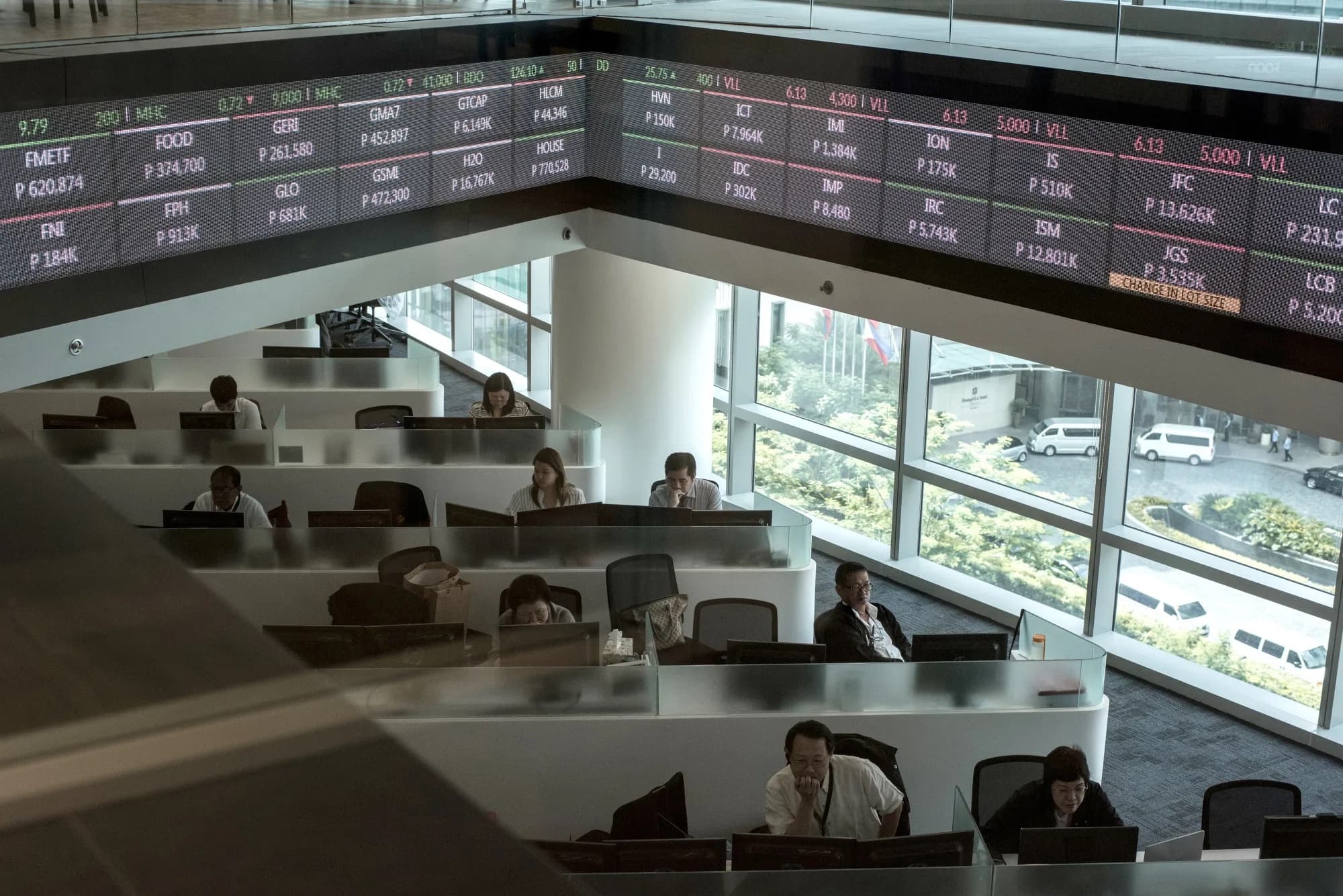 CMIC trading floor